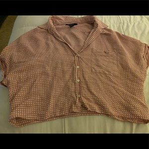 crop top collared shirt